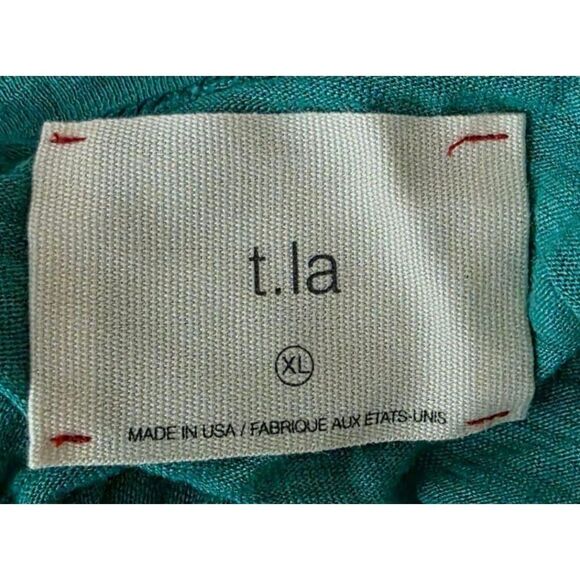 T LA Short Sleeved Open Back Long Swing Top Womens Size XL Teal Blue - Picture 8 of 11